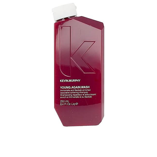 Kevin Murphy Young vuelve a lavarse.